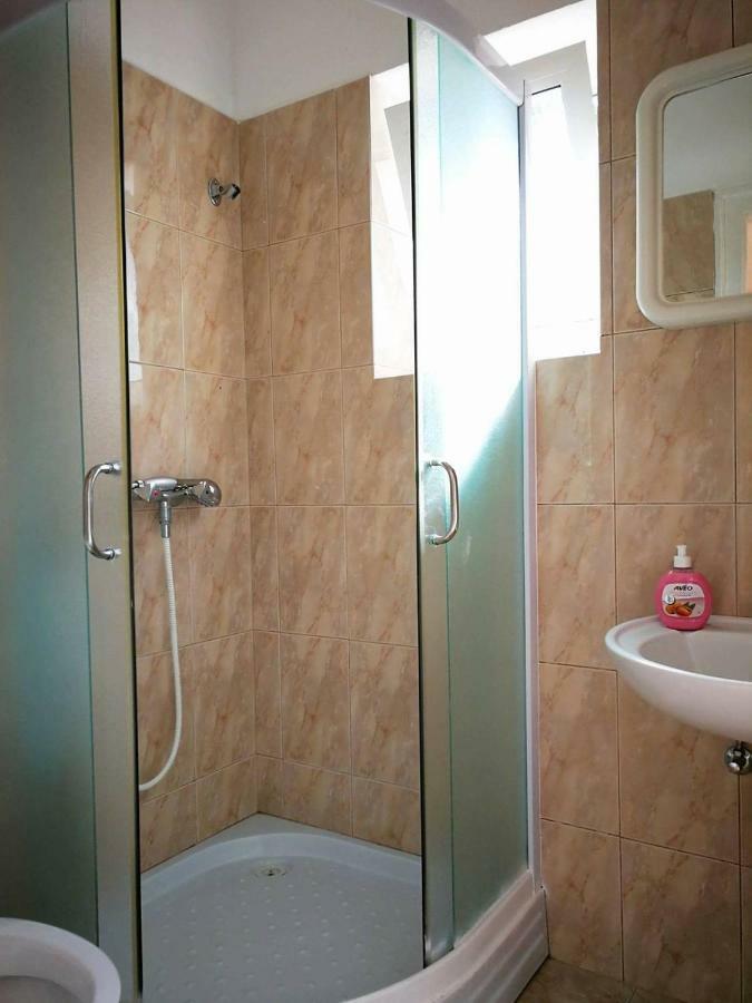 Apartmani Rija 3 パグ エクステリア 写真